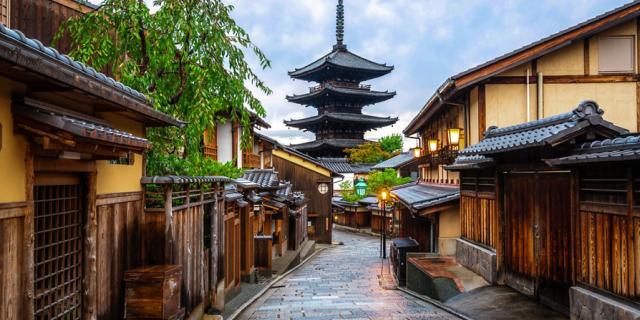 48 Hours in Tokyo - A neon city of old, new, culture and entertainment -  Japan Rail Pass Now USA